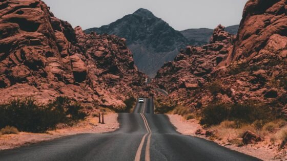 طبيعة ومشهد مفتوح — صورة توضيحية لمحتوى تجريبي